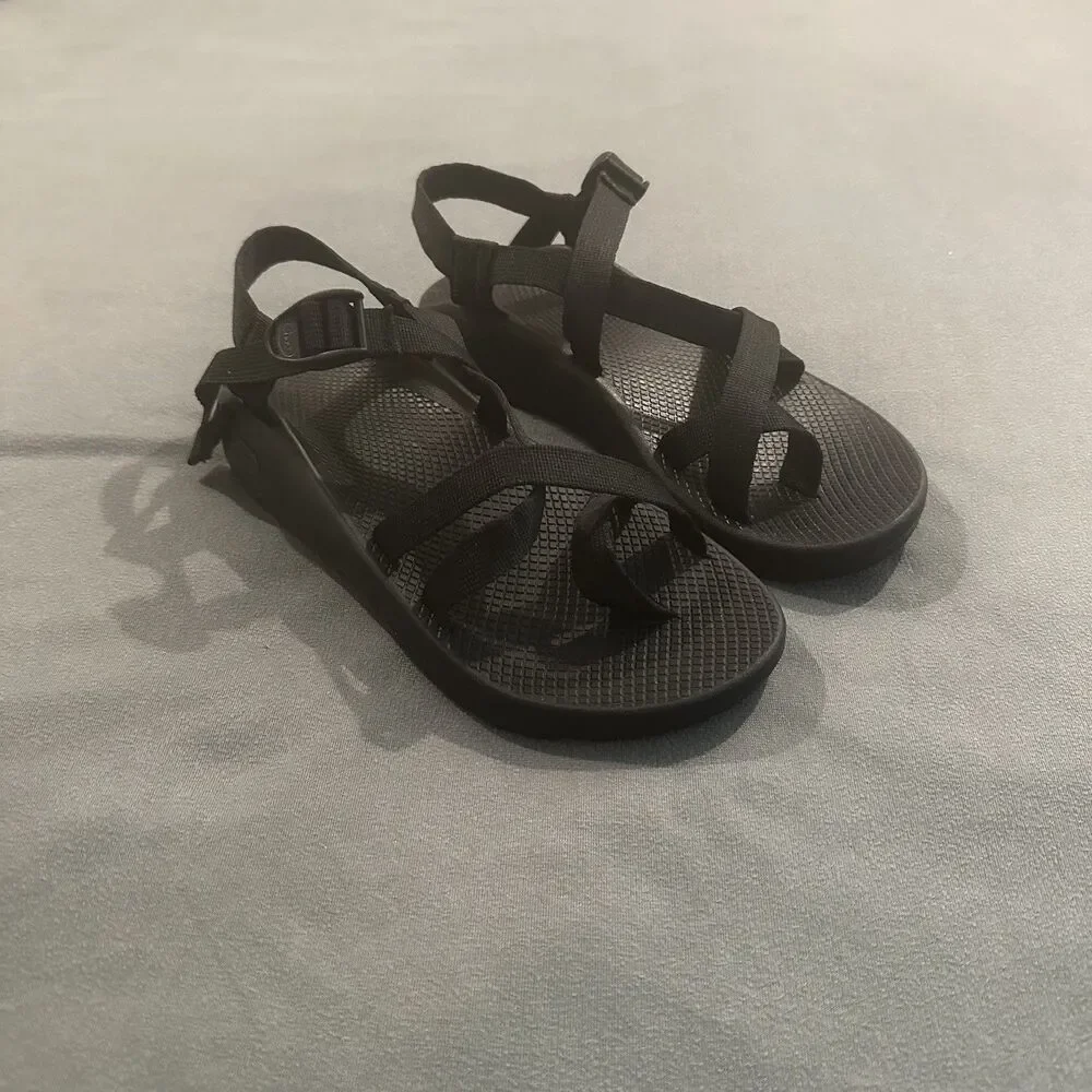 Chaco Mens Z/2 Sandals Mens 10 Classic Black Strappy Hiking Trail Outdoors